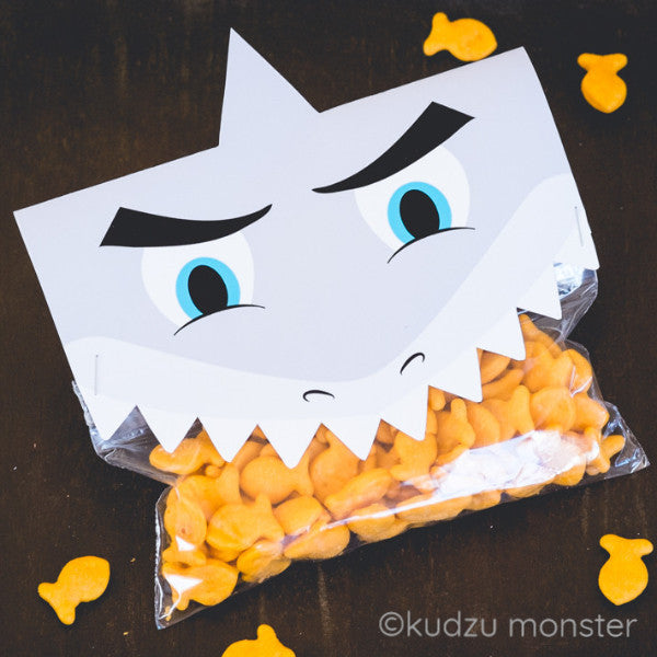 Valentine Shark Treat Topper - Kudzu Monster